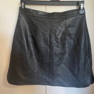 Lily White Black A-Line Mini Skirt Night Out